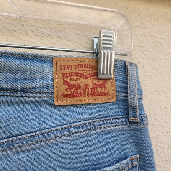 5/$100 SALE - Levi's Flame Embroidered Jeans - Picture 9 of 11
